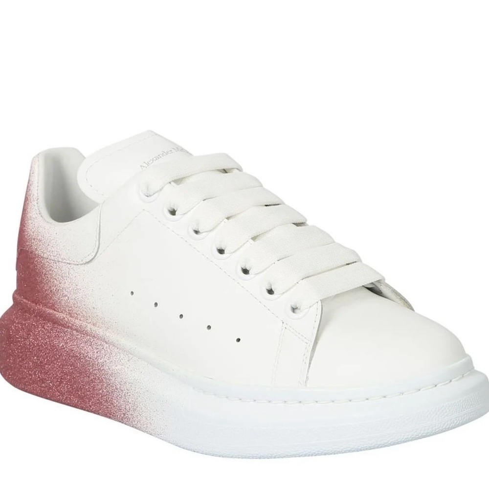 NIB Alexander McQueen Women’s Oversized Ombré Low Top Sneakers - Size 35 - Picture 3 of 16